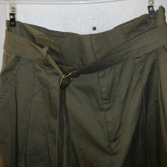 Green straight style pants forever 21 NWT - Picture 4 of 6